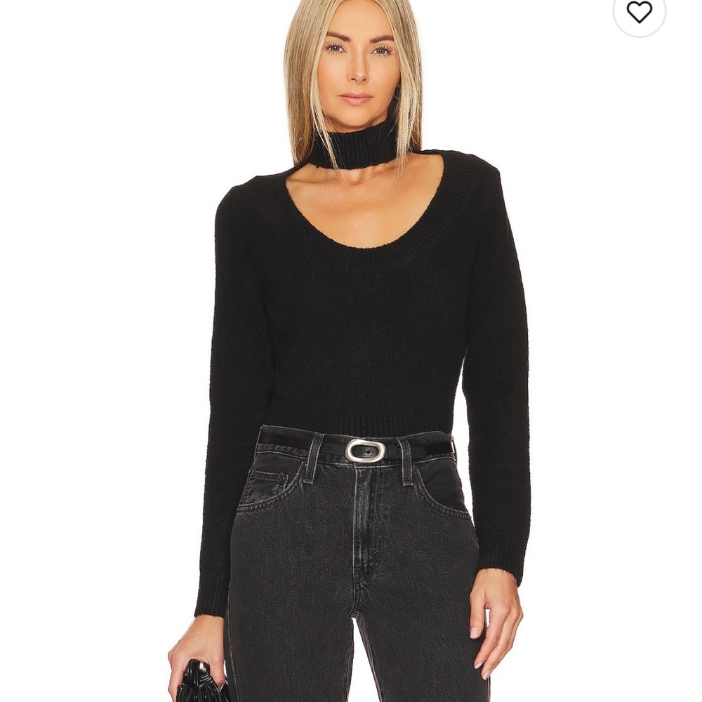 Astr cutout cropped sweater in black, size small